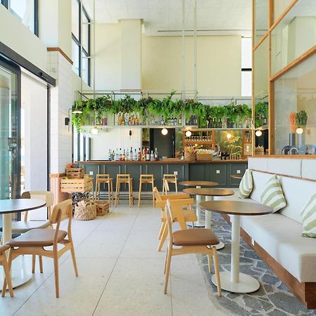 Liv Mackenzie Beach Suites Larnaca Adults Only Exteriör bild